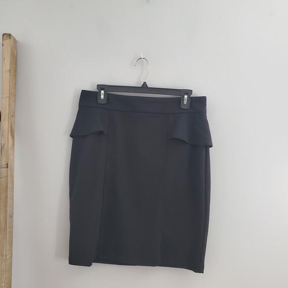 Sofia Vergara Black Peplum Skirt L - Picture 1 of 7